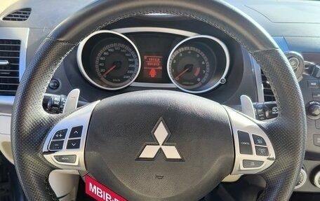 Mitsubishi Outlander III рестайлинг 3, 2008 год, 1 000 000 рублей, 25 фотография