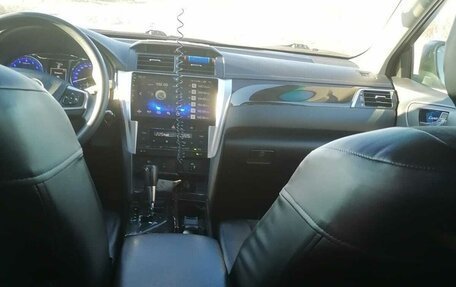 Toyota Camry, 2015 год, 2 300 000 рублей, 2 фотография