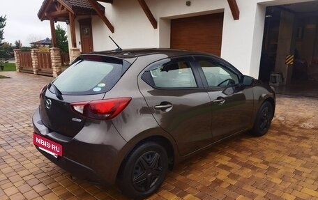 Mazda Demio IV, 2017 год, 960 000 рублей, 3 фотография