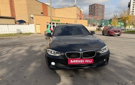 BMW 3 серия, 2013 год, 1 300 000 рублей, 3 фотография