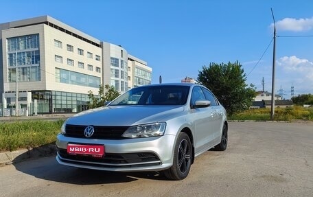 Volkswagen Jetta VI, 2015 год, 990 000 рублей, 1 фотография