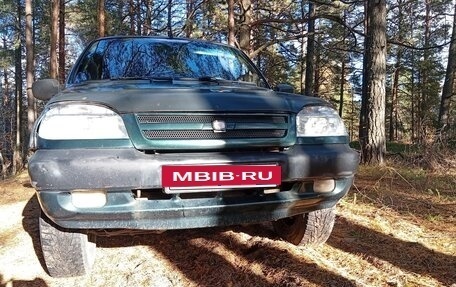 Chevrolet Niva I рестайлинг, 2004 год, 250 000 рублей, 3 фотография