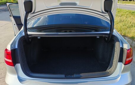 Volkswagen Jetta VI, 2015 год, 990 000 рублей, 24 фотография