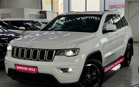Jeep Grand Cherokee, 2018 год, 4 999 000 рублей, 1 фотография