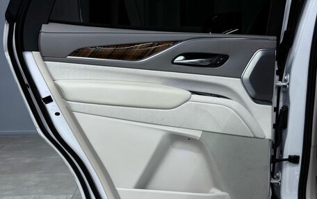 Cadillac Escalade V, 2021 год, 9 394 000 рублей, 22 фотография