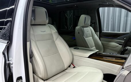 Cadillac Escalade V, 2021 год, 9 394 000 рублей, 32 фотография