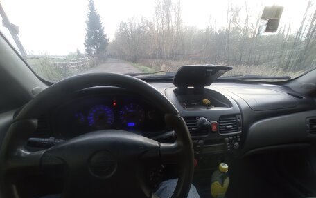 Nissan Almera, 2001 год, 150 000 рублей, 9 фотография