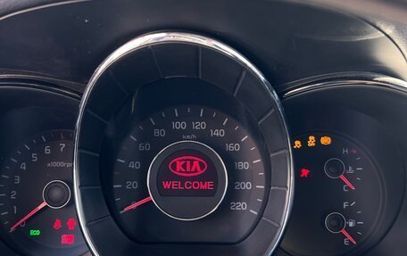 KIA Rio III рестайлинг, 2013 год, 950 000 рублей, 32 фотография