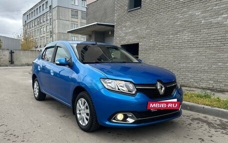 Renault Logan II, 2015 год, 750 000 рублей, 4 фотография