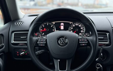 Volkswagen Touareg III, 2011 год, 2 250 000 рублей, 28 фотография