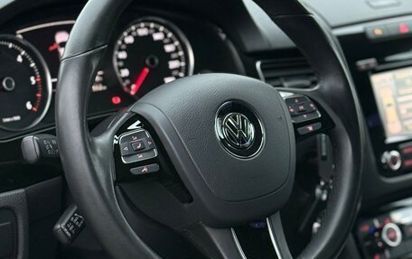 Volkswagen Touareg III, 2011 год, 2 250 000 рублей, 26 фотография