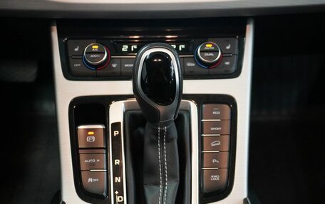 Geely Atlas I, 2019 год, 1 683 000 рублей, 18 фотография