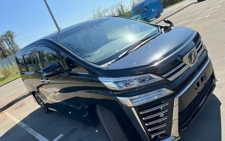 Toyota Vellfire II, 2018 год, 3 747 000 рублей, 22 фотография
