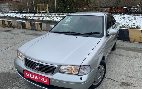 Nissan Sunny B15, 2002 год, 365 000 рублей, 1 фотография