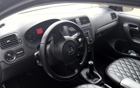 Volkswagen Polo VI (EU Market), 2010 год, 500 000 рублей, 6 фотография