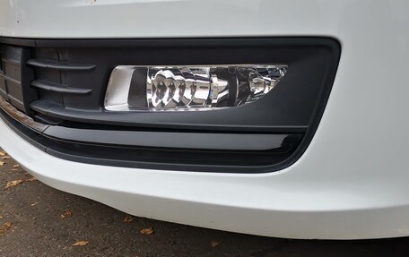 Volkswagen Polo VI (EU Market), 2018 год, 17 фотография
