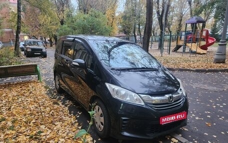 Honda Freed I, 2014 год, 1 165 000 рублей, 15 фотография