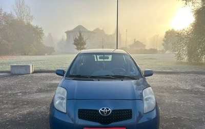 Toyota Yaris III рестайлинг, 2008 год, 620 000 рублей, 1 фотография
