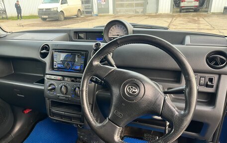 Toyota bB I рестайлинг, 2001 год, 490 000 рублей, 25 фотография