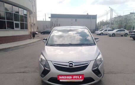 Opel Zafira C рестайлинг, 2013 год, 1 300 000 рублей, 6 фотография