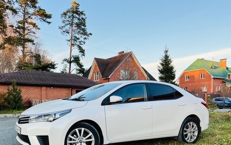 Toyota Corolla, 2013 год, 1 310 000 рублей, 2 фотография