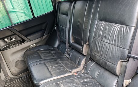 Mitsubishi Pajero III рестайлинг, 2006 год, 1 250 000 рублей, 20 фотография