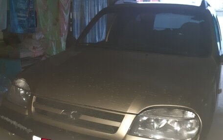 Chevrolet Niva I рестайлинг, 2005 год, 260 000 рублей, 1 фотография