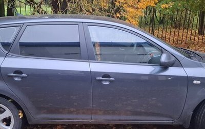 KIA cee'd I рестайлинг, 2009 год, 620 000 рублей, 1 фотография