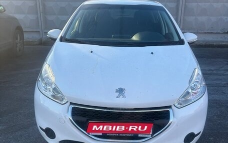 Peugeot 208 II, 2014 год, 700 000 рублей, 1 фотография