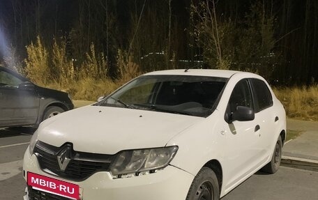 Renault Logan II, 2017 год, 545 000 рублей, 1 фотография