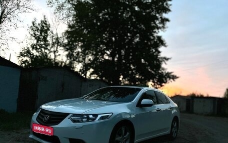 Honda Accord VIII рестайлинг, 2012 год, 1 170 000 рублей, 1 фотография