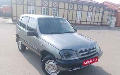 Chevrolet Niva I рестайлинг, 2004 год, 340 000 рублей, 1 фотография