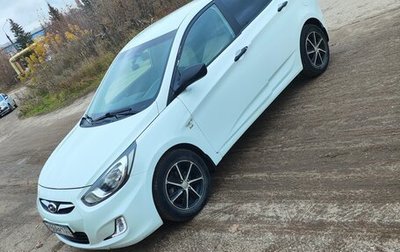 Hyundai Solaris II рестайлинг, 2013 год, 962 000 рублей, 1 фотография