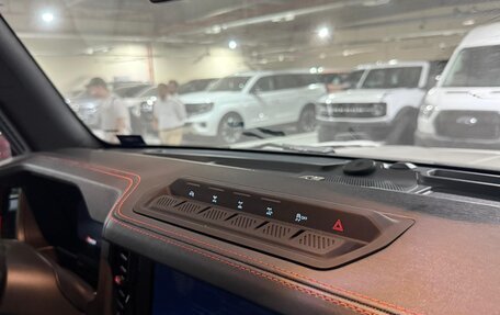 Ford Bronco, 2025 год, 13 000 000 рублей, 21 фотография