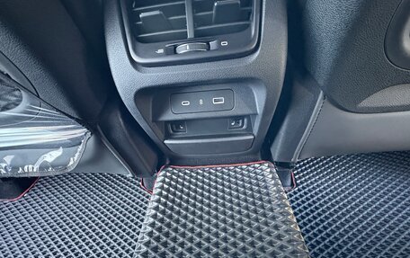 Geely Tugella FY11, 2023 год, 3 300 000 рублей, 13 фотография