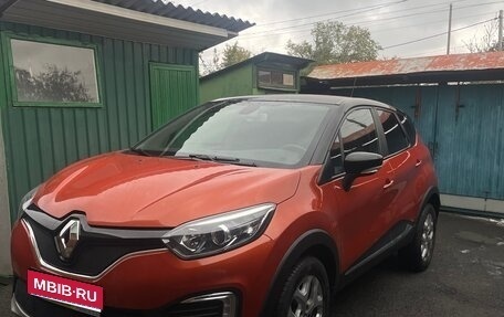 Renault Kaptur I рестайлинг, 2016 год, 920 000 рублей, 1 фотография