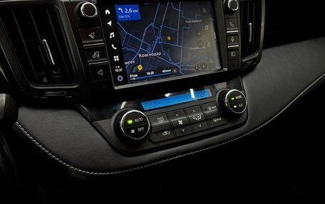 Toyota RAV4, 2015 год, 2 350 000 рублей, 11 фотография