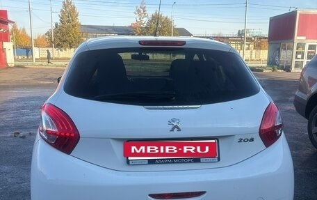 Peugeot 208 II, 2014 год, 700 000 рублей, 3 фотография