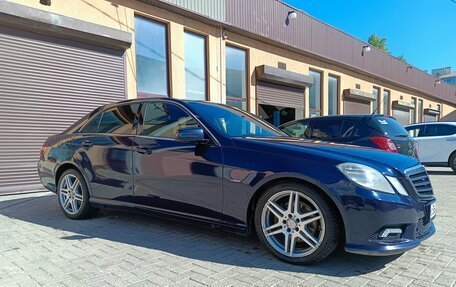 Mercedes-Benz E-Класс, 2011 год, 1 250 000 рублей, 7 фотография