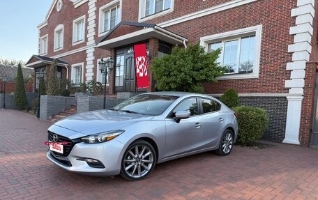 Mazda 3, 2018 год, 1 800 000 рублей, 3 фотография