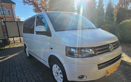 Volkswagen Multivan T5, 2013 год, 2 600 000 рублей, 3 фотография