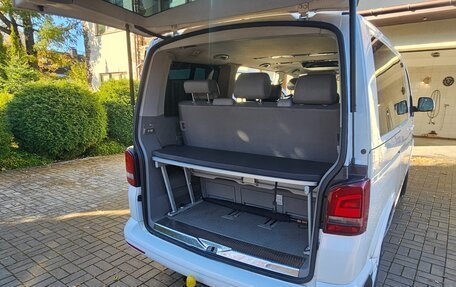 Volkswagen Multivan T5, 2013 год, 2 600 000 рублей, 15 фотография