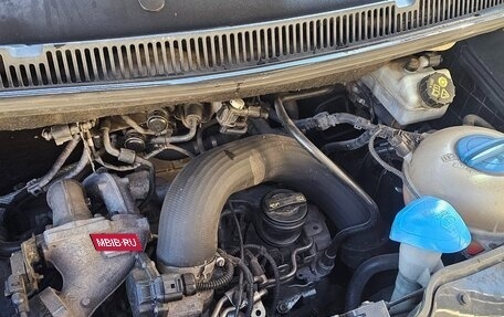 Volkswagen Multivan T5, 2013 год, 2 600 000 рублей, 22 фотография