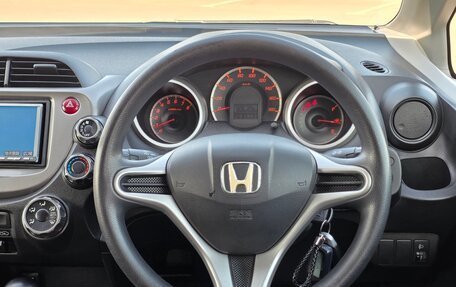 Honda Fit III, 2008 год, 650 000 рублей, 12 фотография