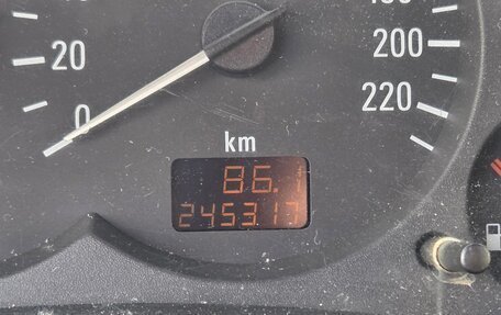 Opel Corsa C рестайлинг, 2002 год, 165 000 рублей, 15 фотография