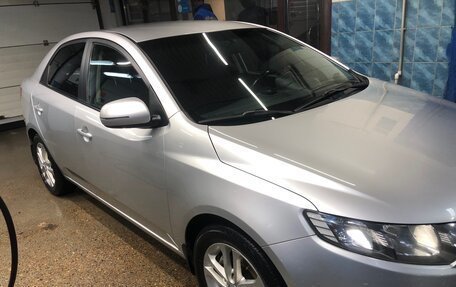 KIA Cerato III, 2010 год, 600 000 рублей, 2 фотография