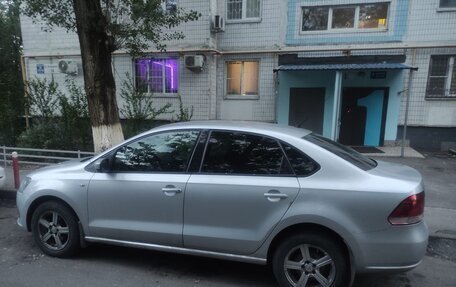 Volkswagen Polo VI (EU Market), 2012 год, 850 000 рублей, 4 фотография