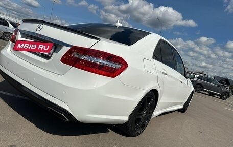 Mercedes-Benz E-Класс, 2012 год, 1 350 000 рублей, 6 фотография