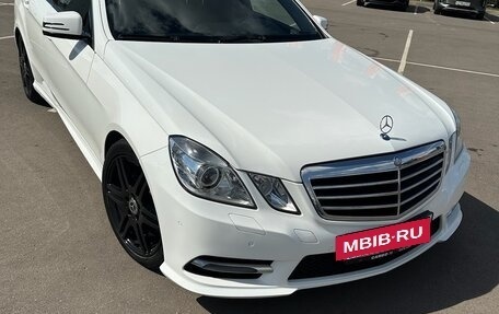 Mercedes-Benz E-Класс, 2012 год, 1 350 000 рублей, 4 фотография