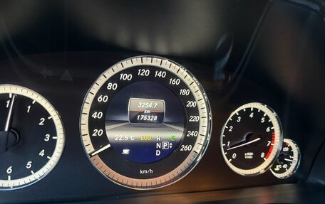 Mercedes-Benz E-Класс, 2012 год, 1 350 000 рублей, 13 фотография